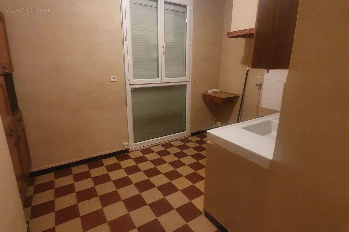 Appartement à MARSEILLE-12E