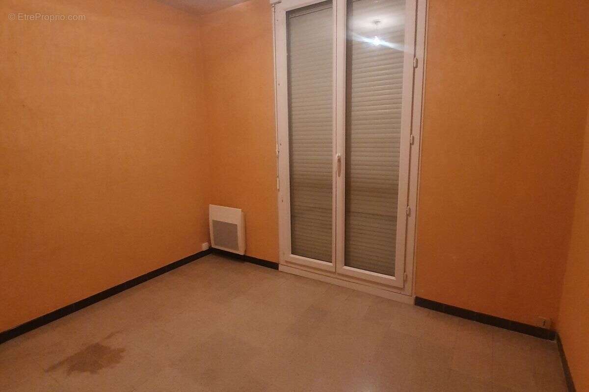 Appartement à MARSEILLE-12E