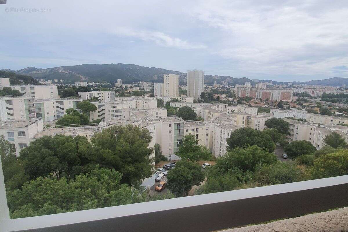 Appartement à MARSEILLE-11E