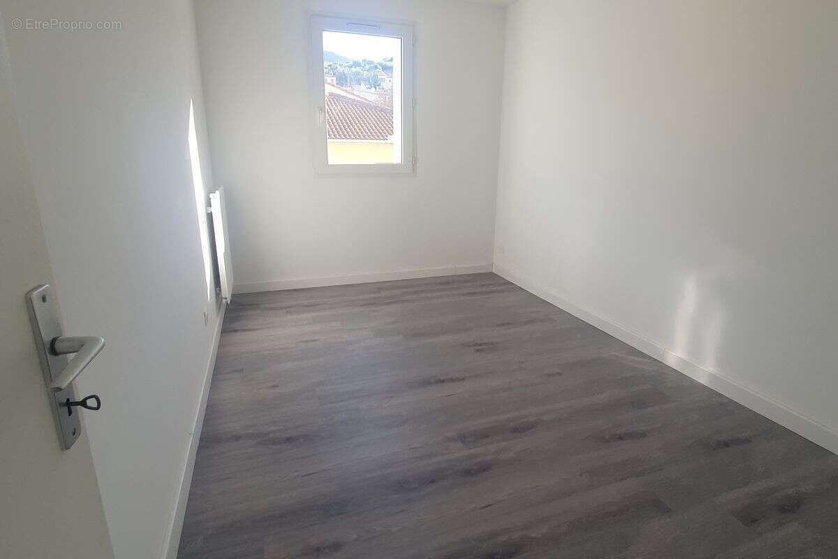 Appartement à MARSEILLE-11E