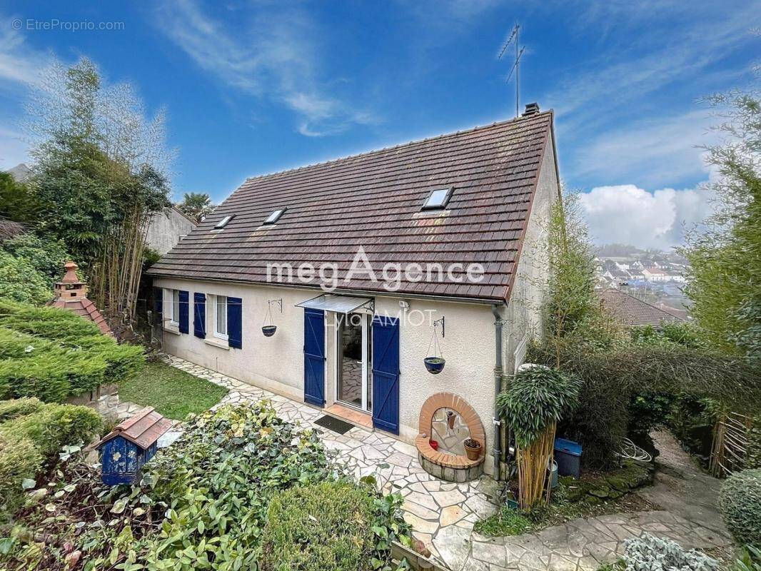 Maison à GAILLON-SUR-MONTCIENT