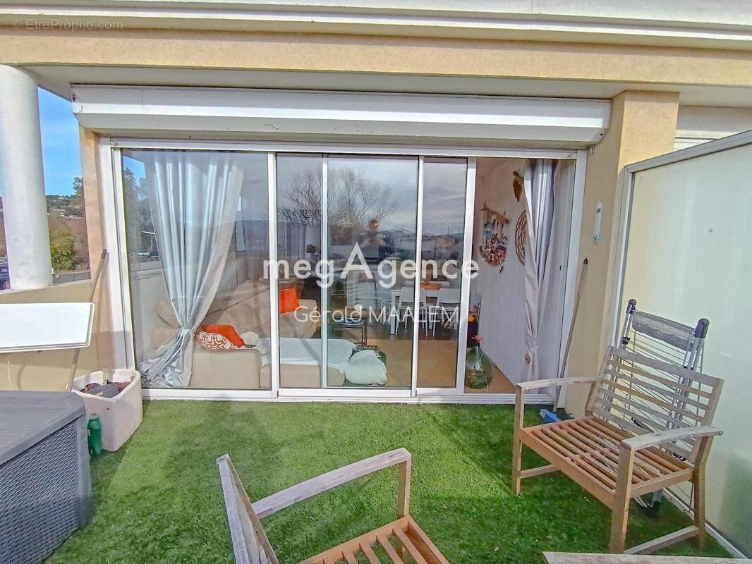 Appartement à GRIMAUD