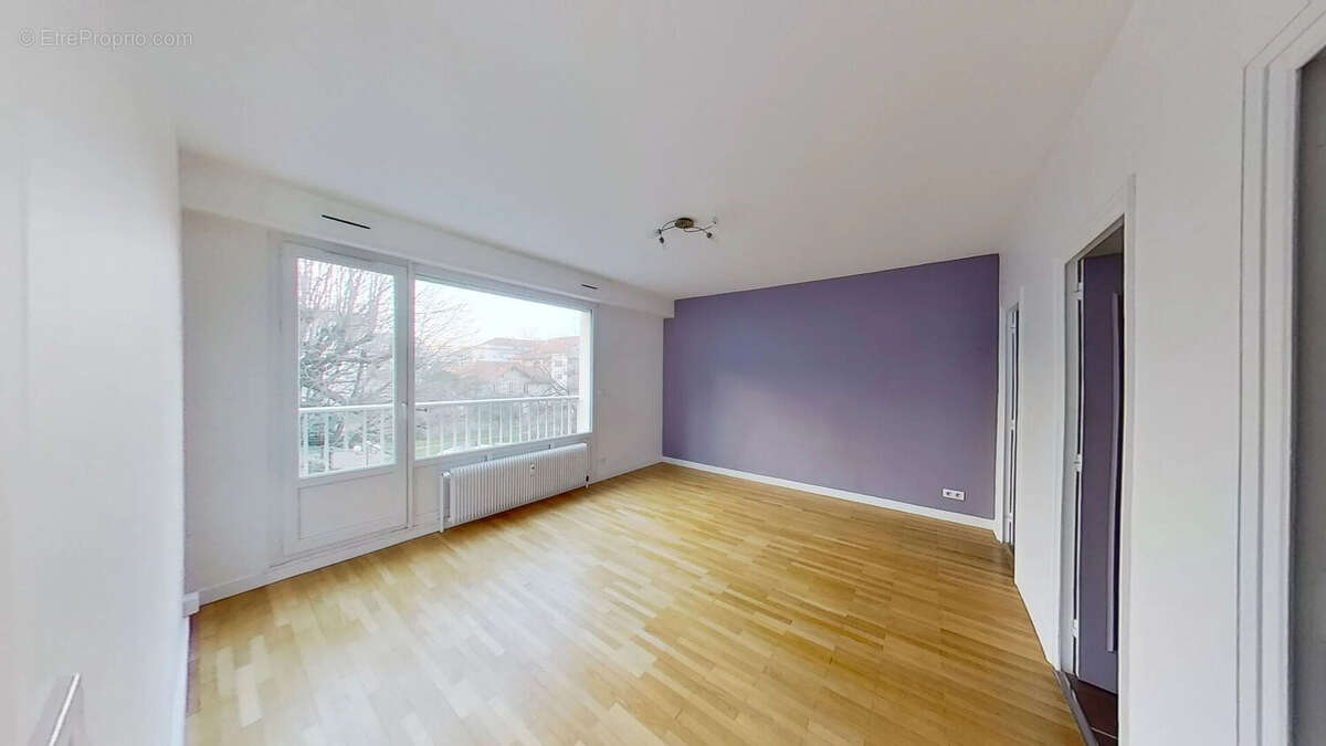 Appartement à LYON-8E