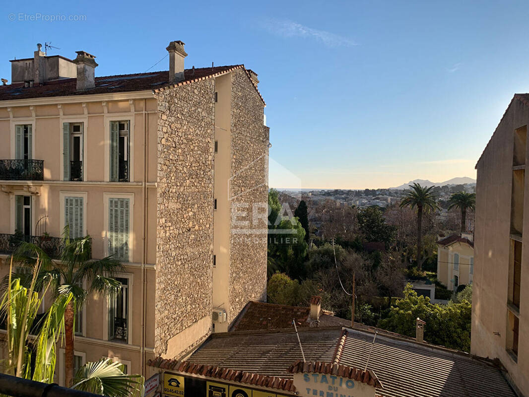 Appartement à LE CANNET