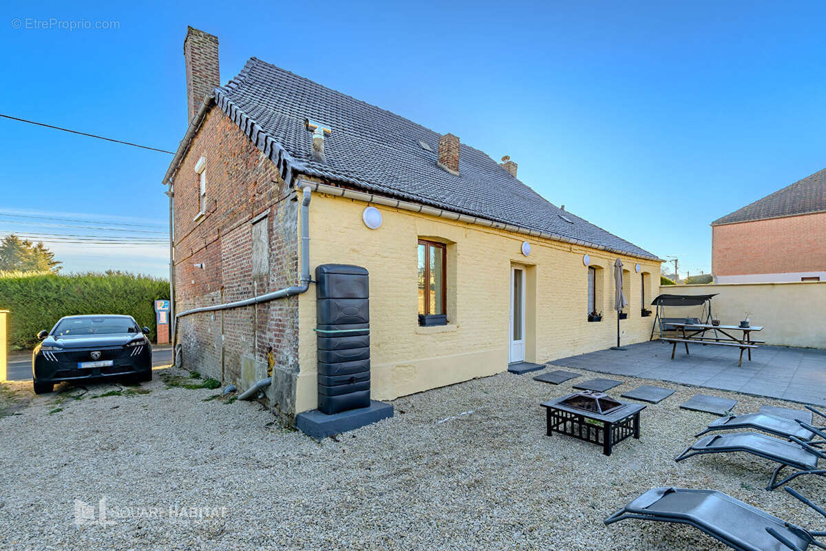 Maison à WALINCOURT-SELVIGNY