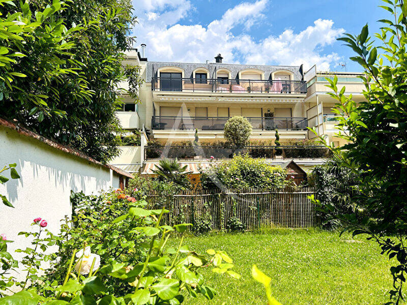 Appartement à SAINT-MAUR-DES-FOSSES