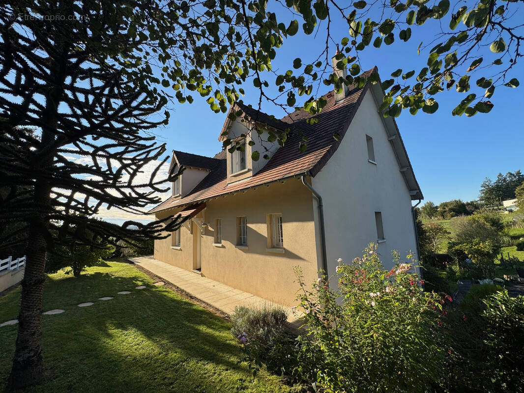 Maison à VERNEUIL-SUR-VIENNE