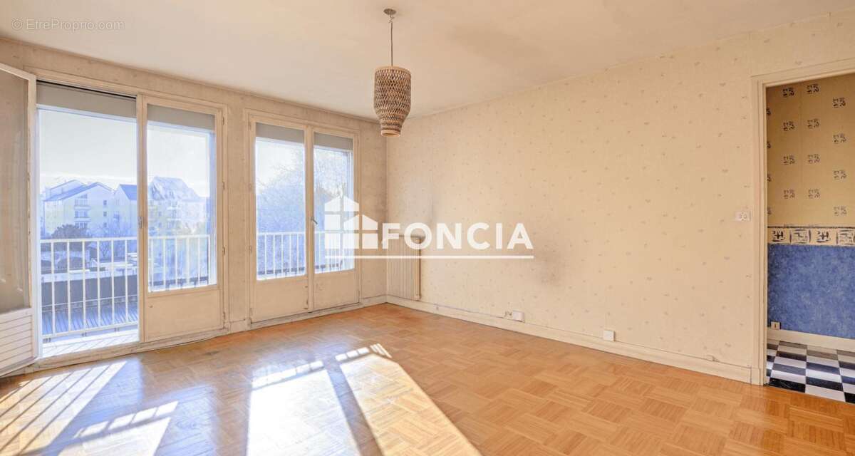 Appartement à MAISONS-ALFORT