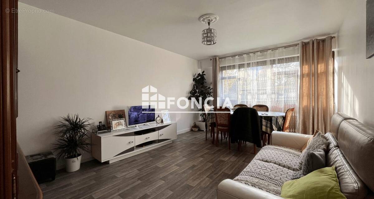 Appartement à VILLEJUIF