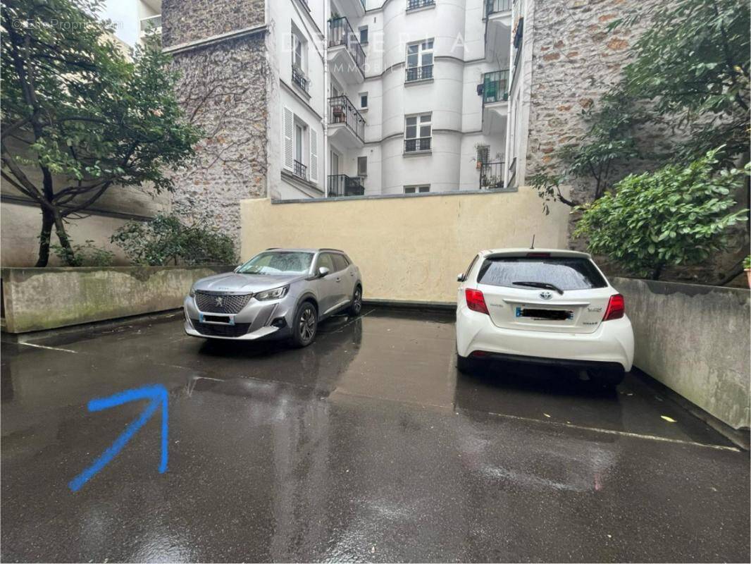 Parking à PARIS-14E