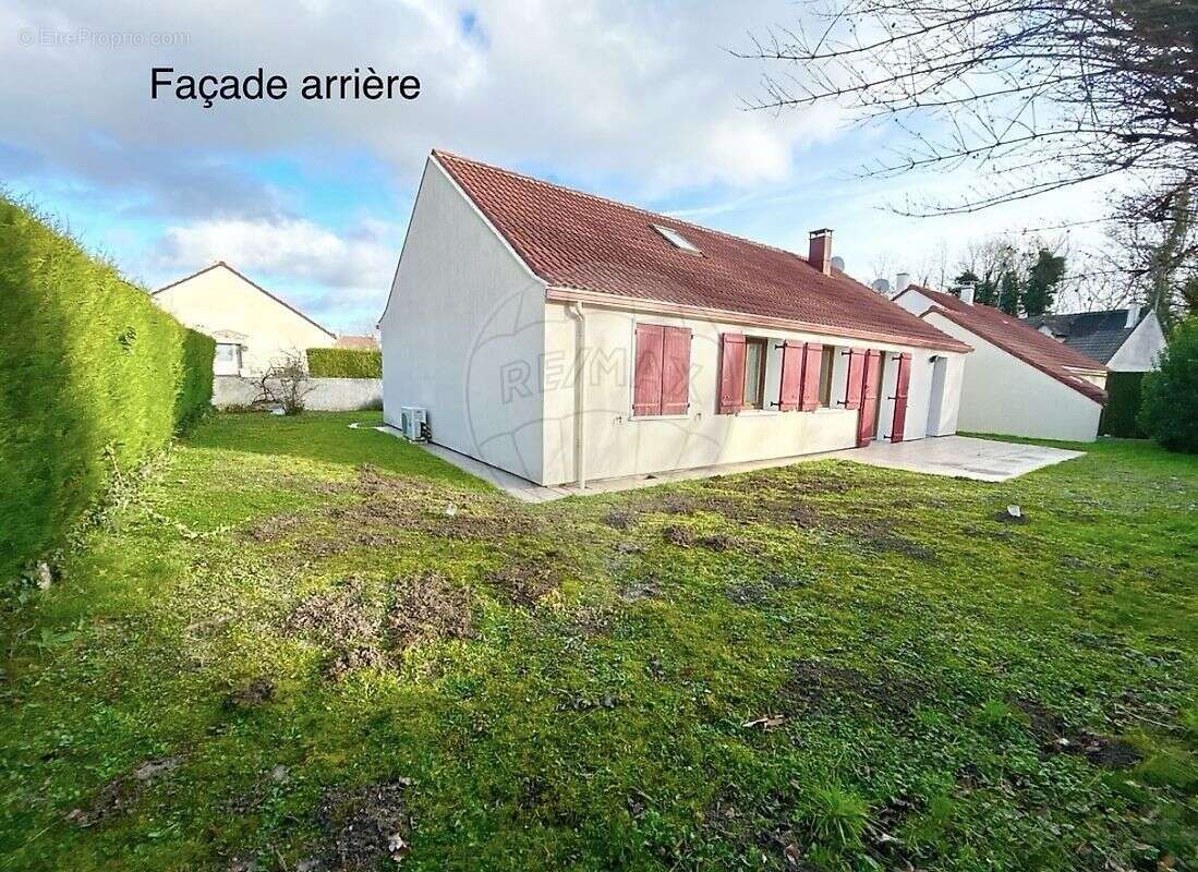 Maison à LE MEE-SUR-SEINE