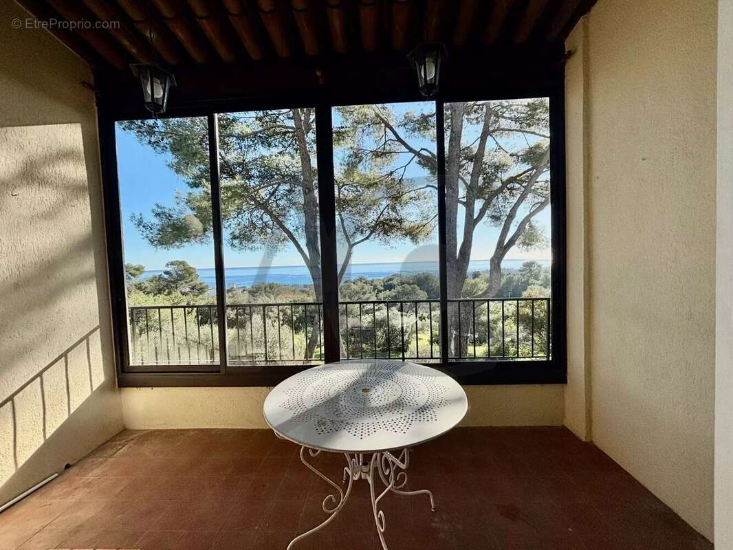 Appartement à VILLENEUVE-LOUBET