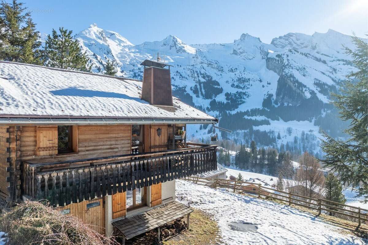 Maison à LA CLUSAZ