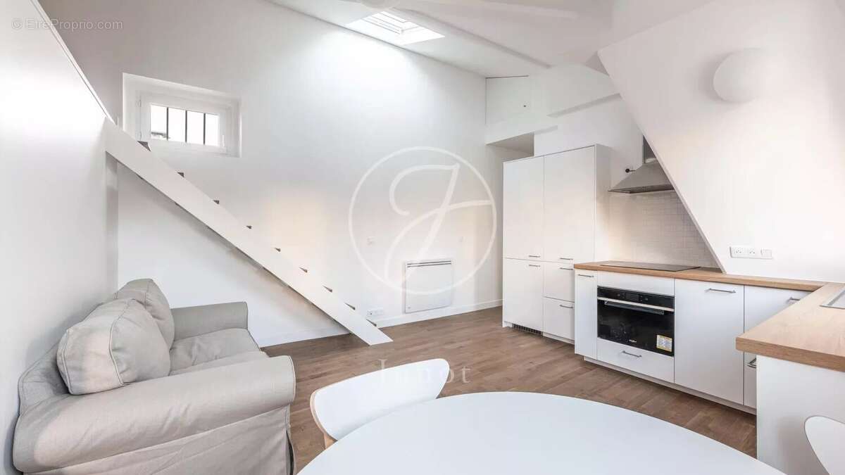 Appartement à PARIS-4E