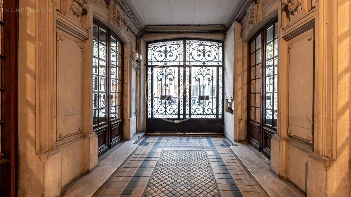 Appartement à PARIS-4E