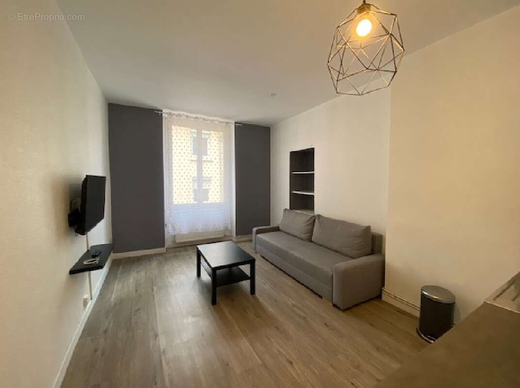 Appartement à SAINT-ETIENNE