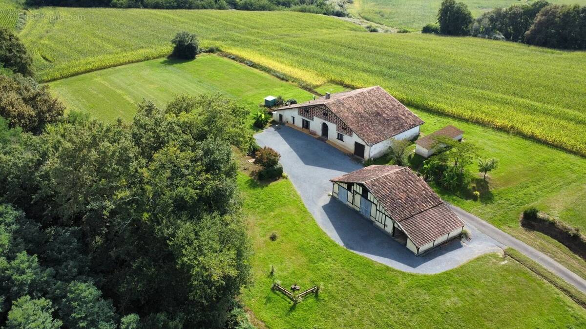 Maison à ESTIBEAUX