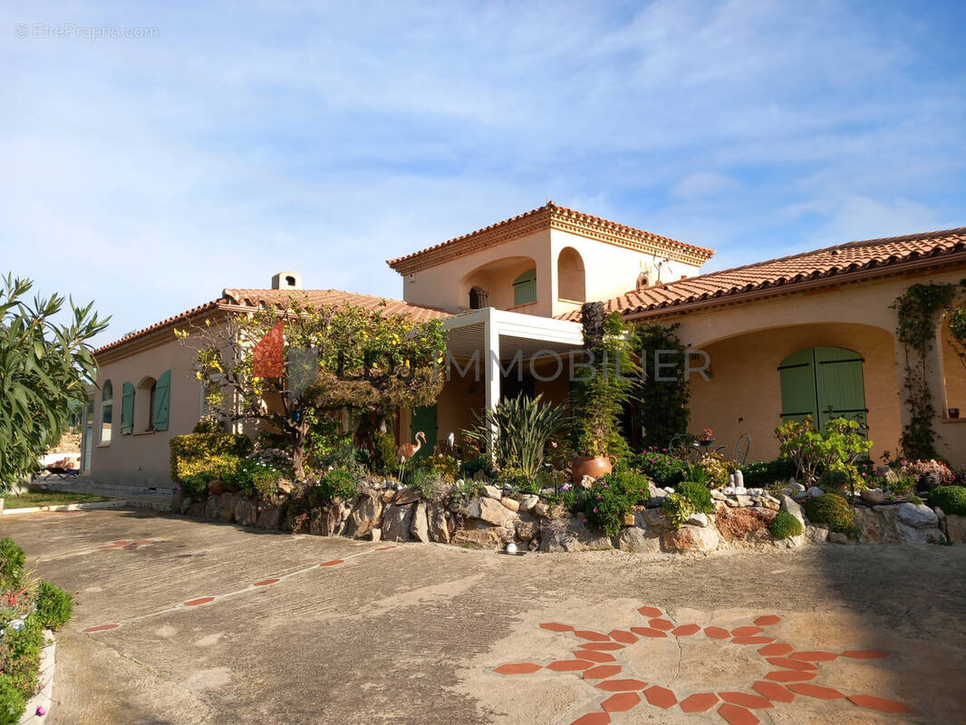 Maison à CANET-EN-ROUSSILLON