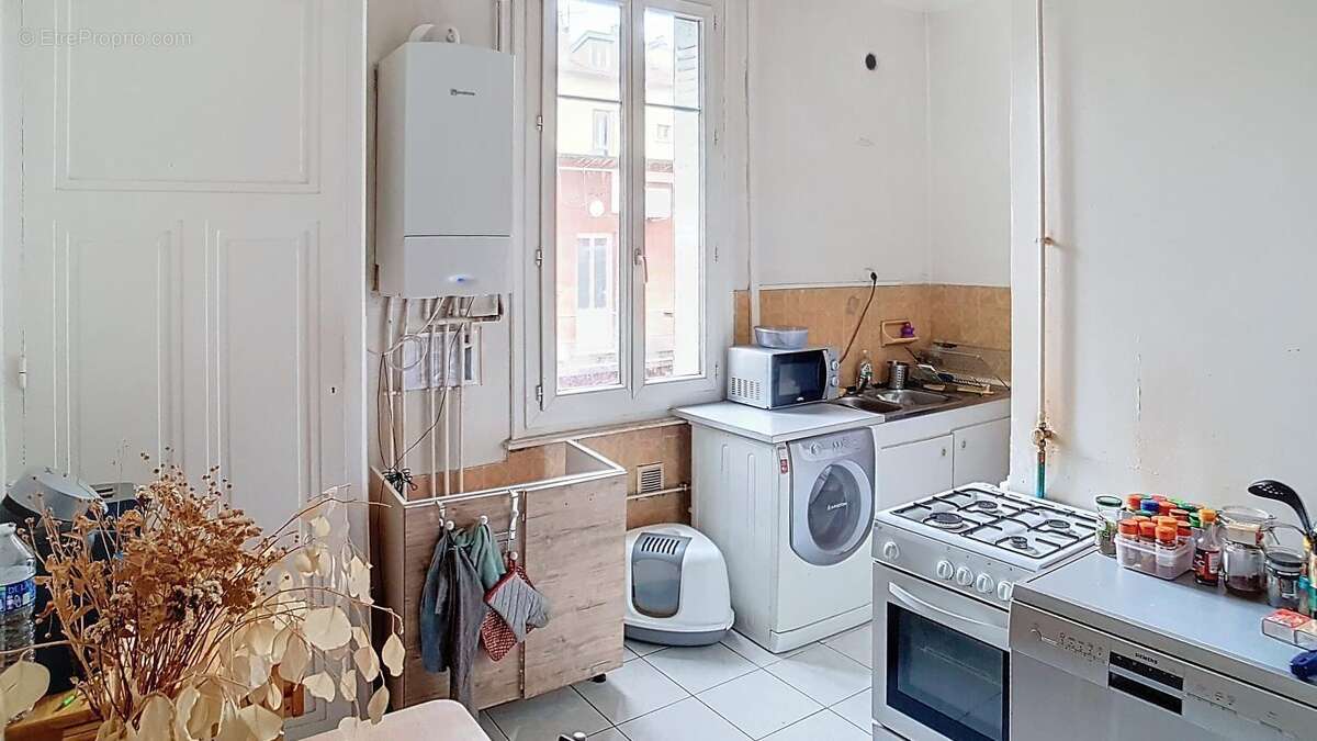 Appartement à LYON-8E