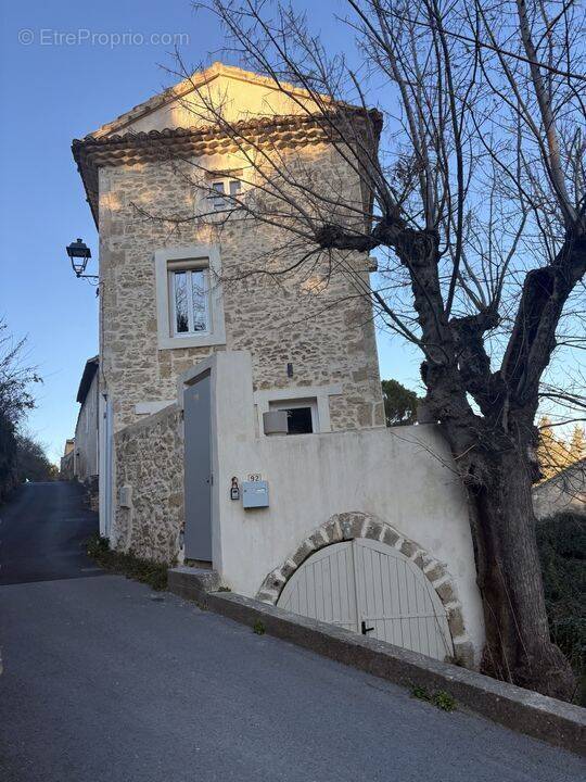 Maison à SAUVETERRE