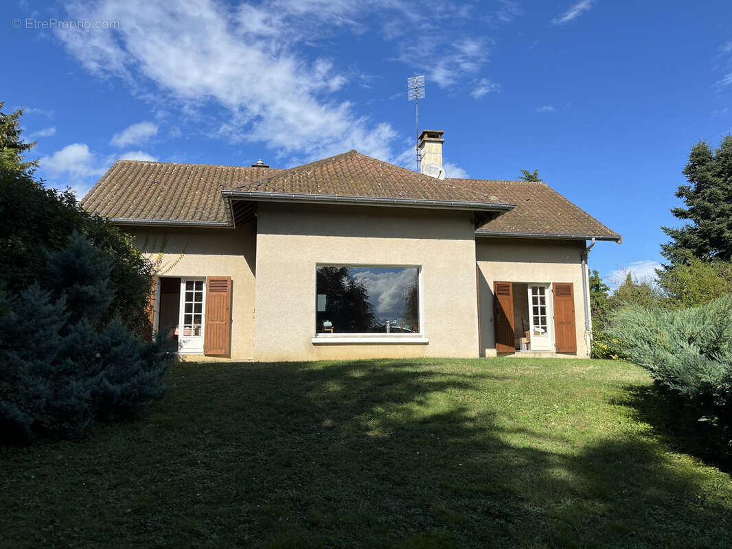 Maison à SAINT-ANDRE-DE-CORCY