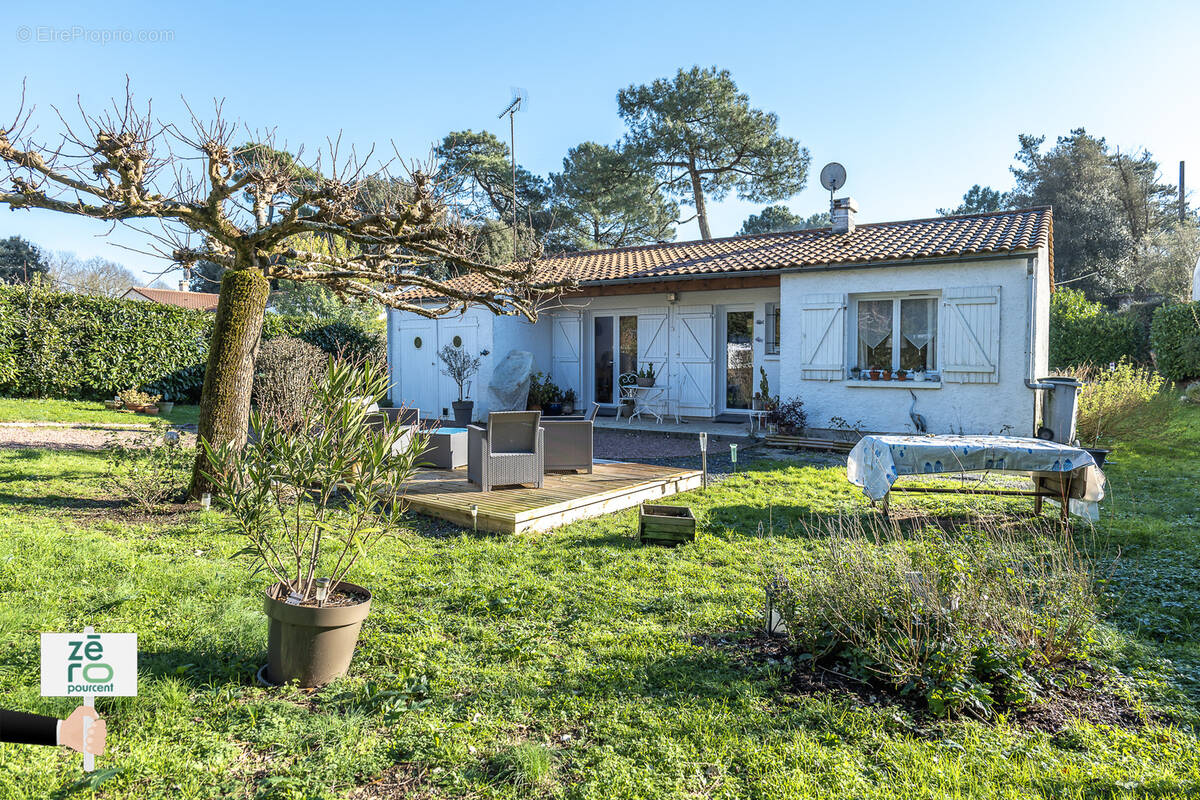 Maison à LONGEVILLE-SUR-MER