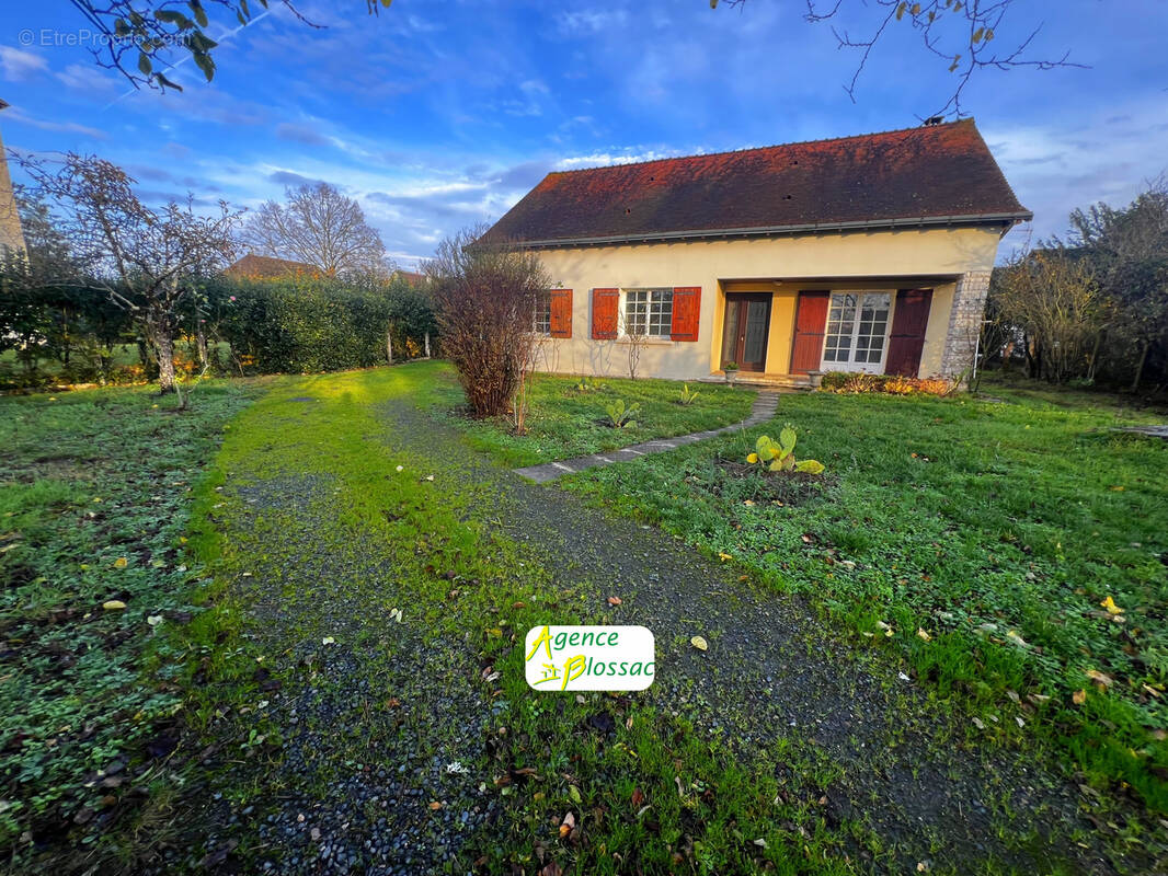 Maison à CHATELLERAULT