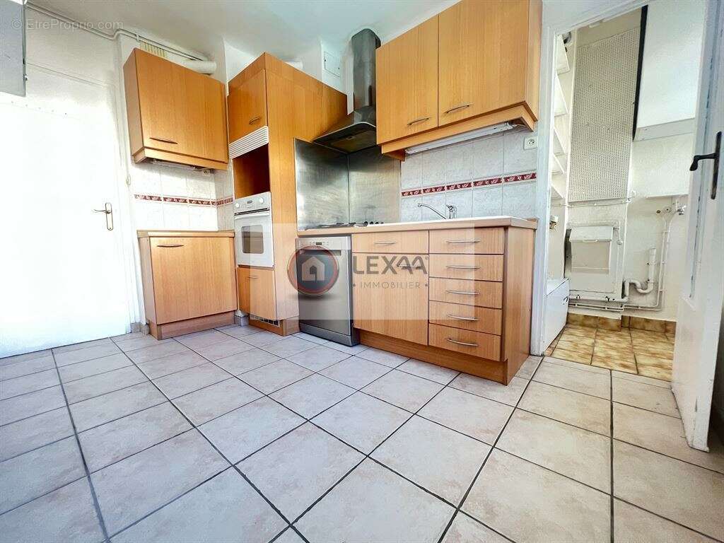 Appartement à MARSEILLE-12E