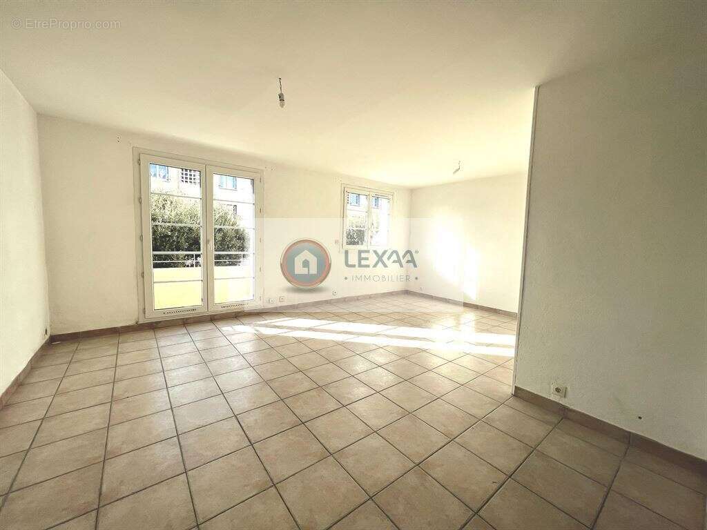 Appartement à MARSEILLE-12E