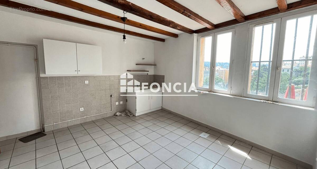 Appartement à LYON-1E