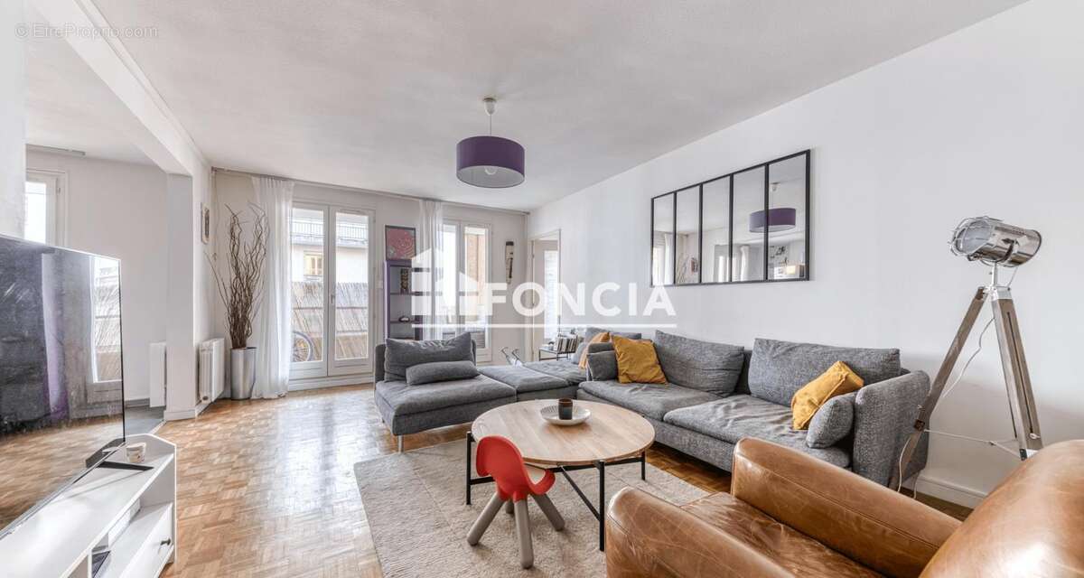 Appartement à LYON-8E