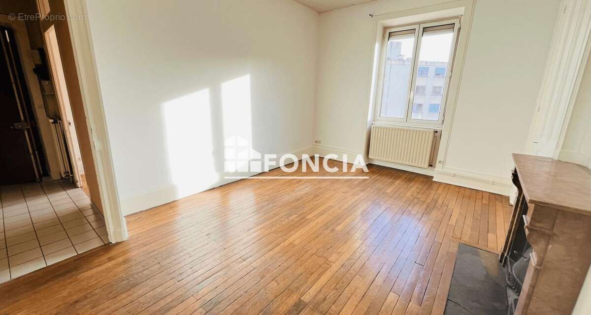 Appartement à LYON-7E