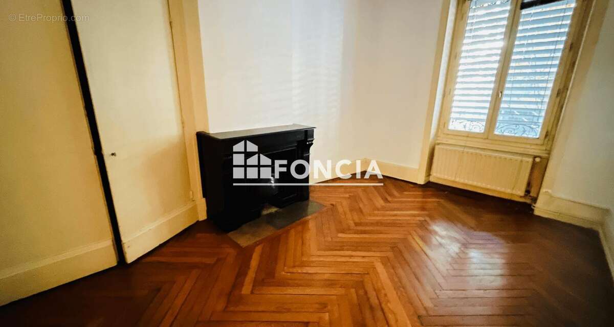 Appartement à LYON-7E