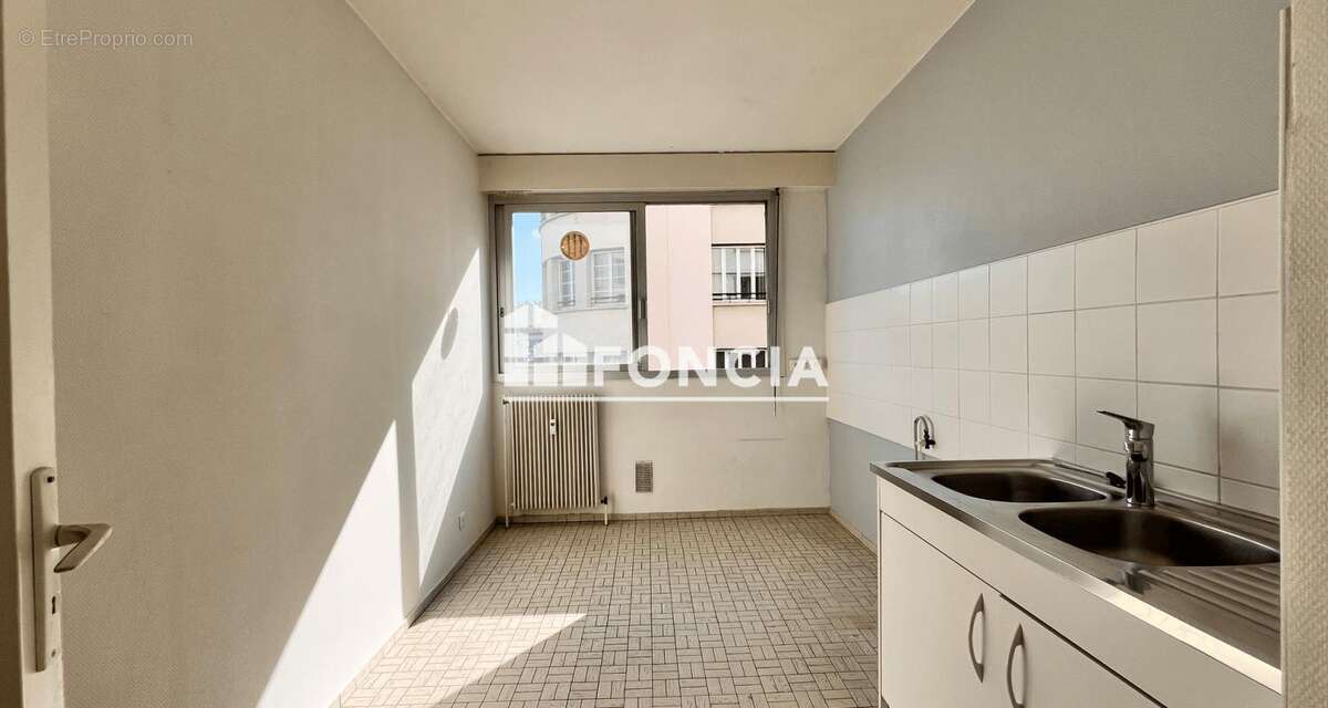 Appartement à LYON-7E