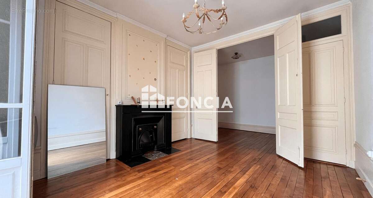 Appartement à VILLEURBANNE