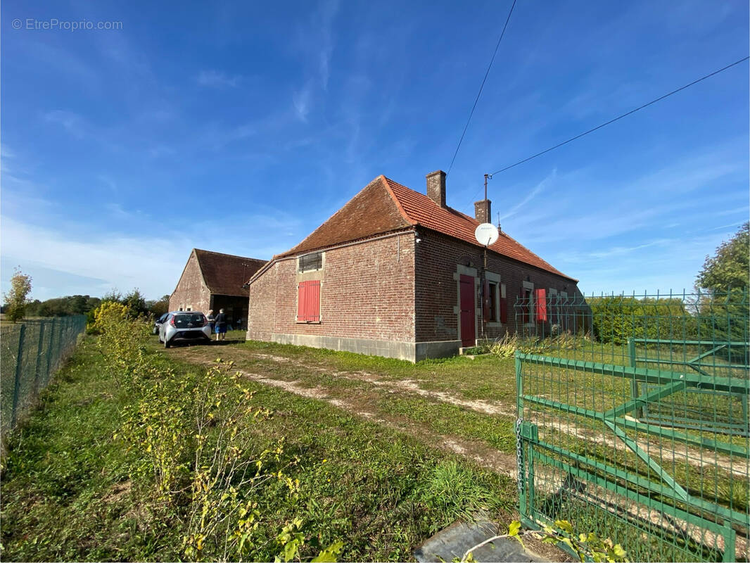 Maison à DEVROUZE