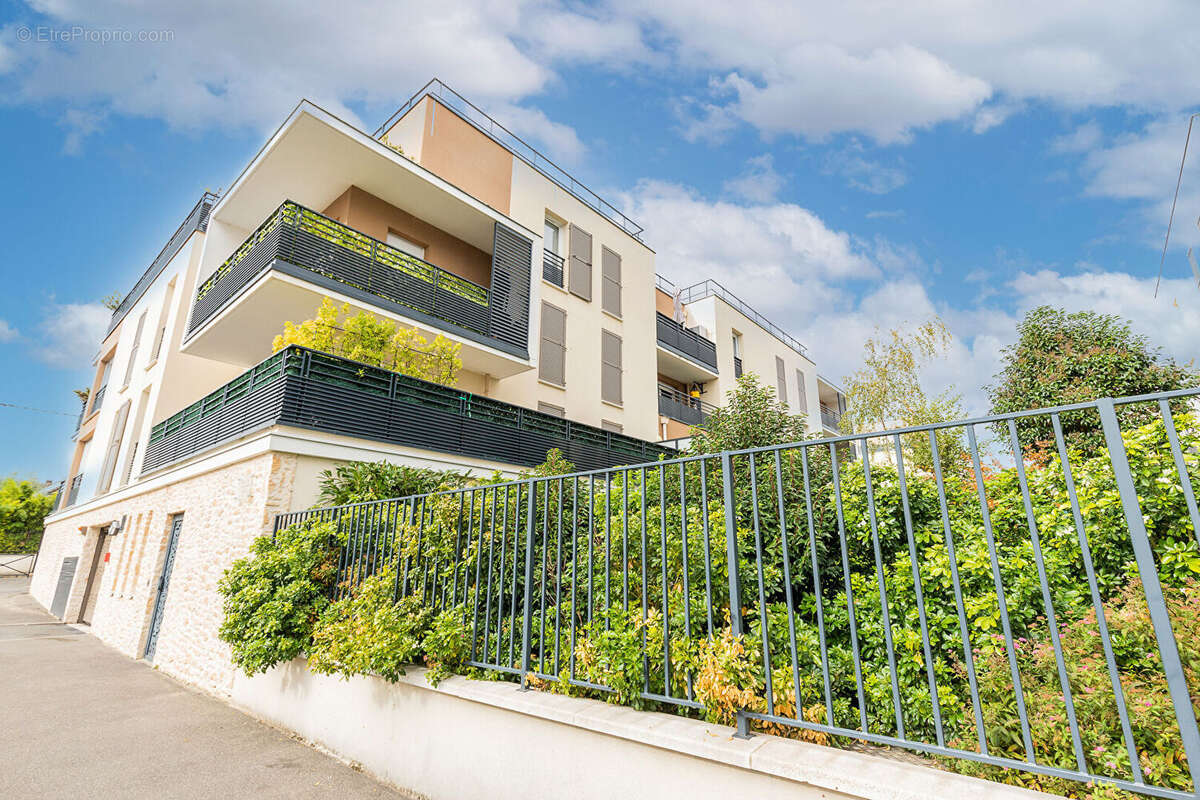 Appartement à LA VILLE-DU-BOIS