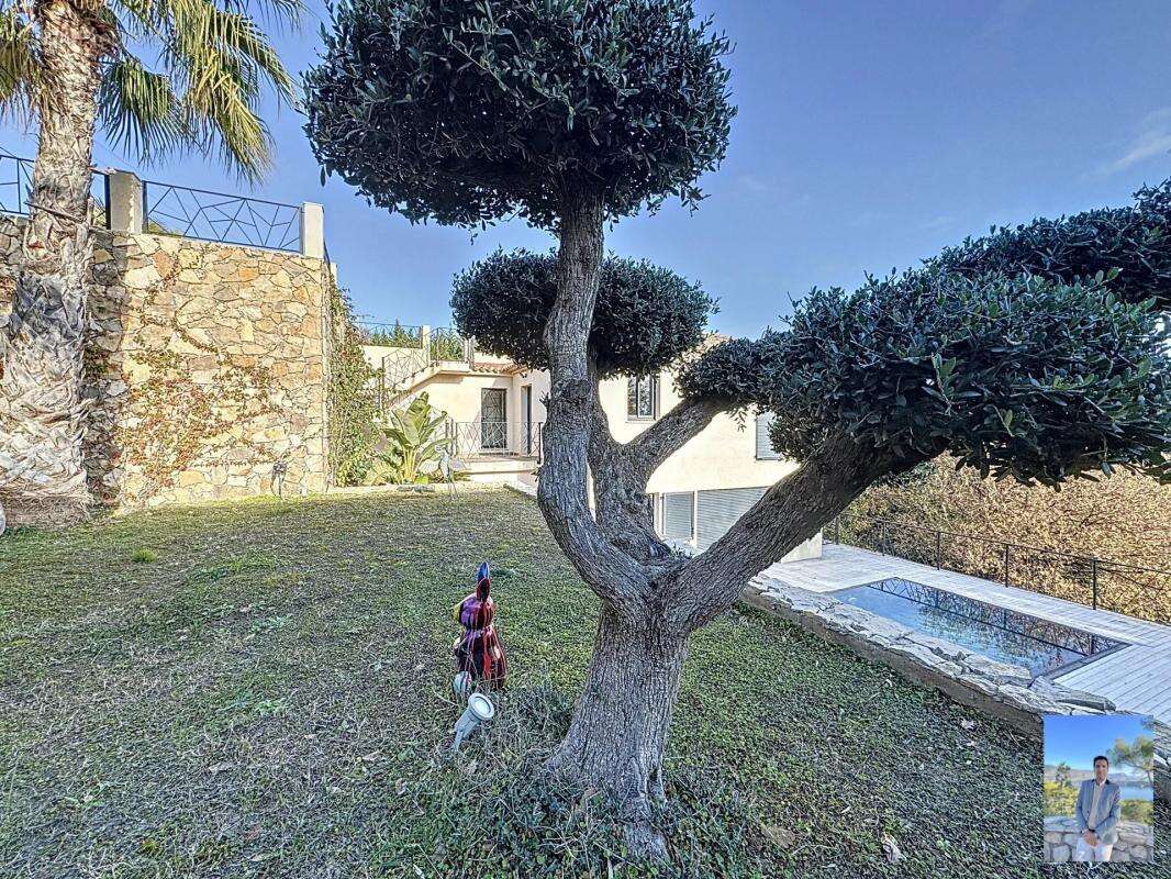 Maison à CAGNES-SUR-MER