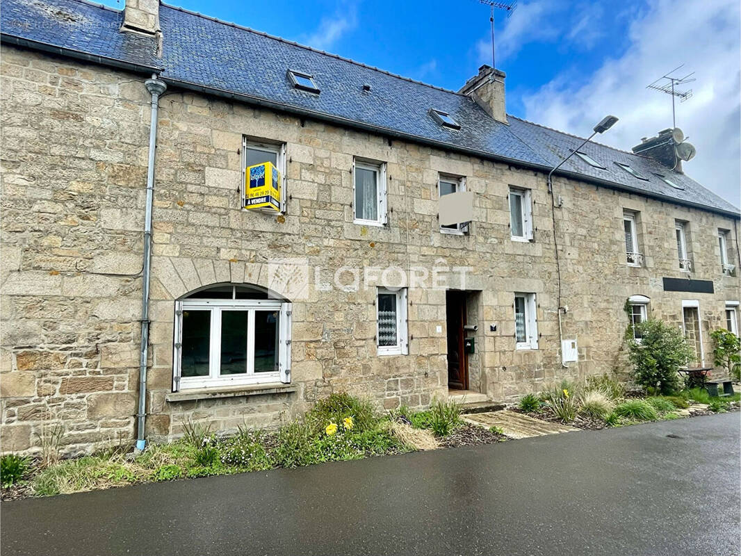 Maison à LOGUIVY-PLOUGRAS