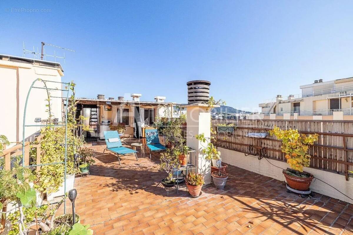 Appartement à NICE