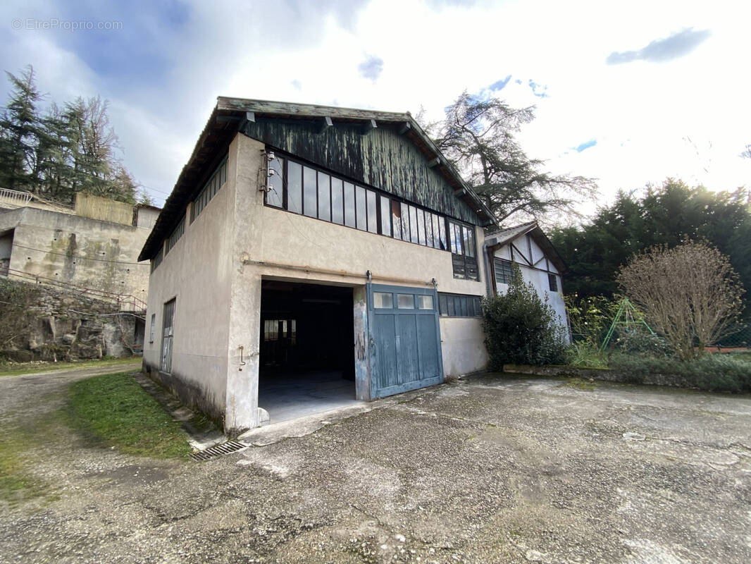 Parking à ANNONAY