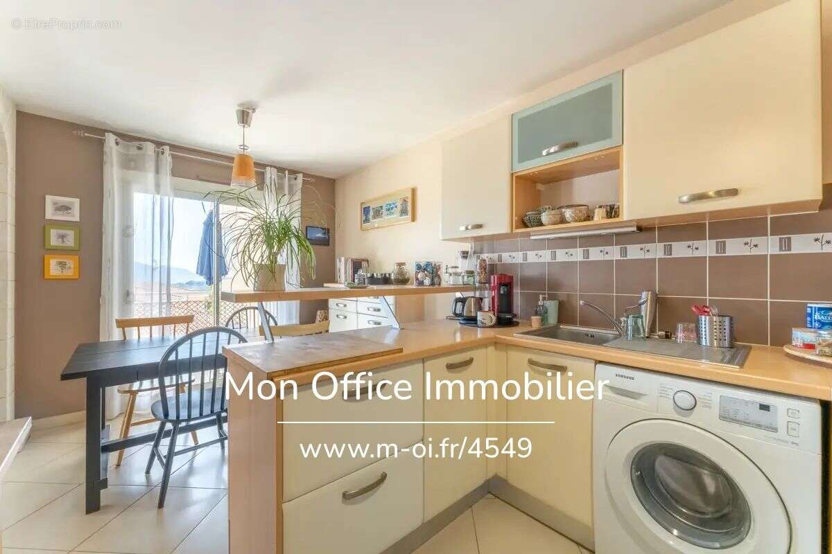 Appartement à MARSEILLE-12E