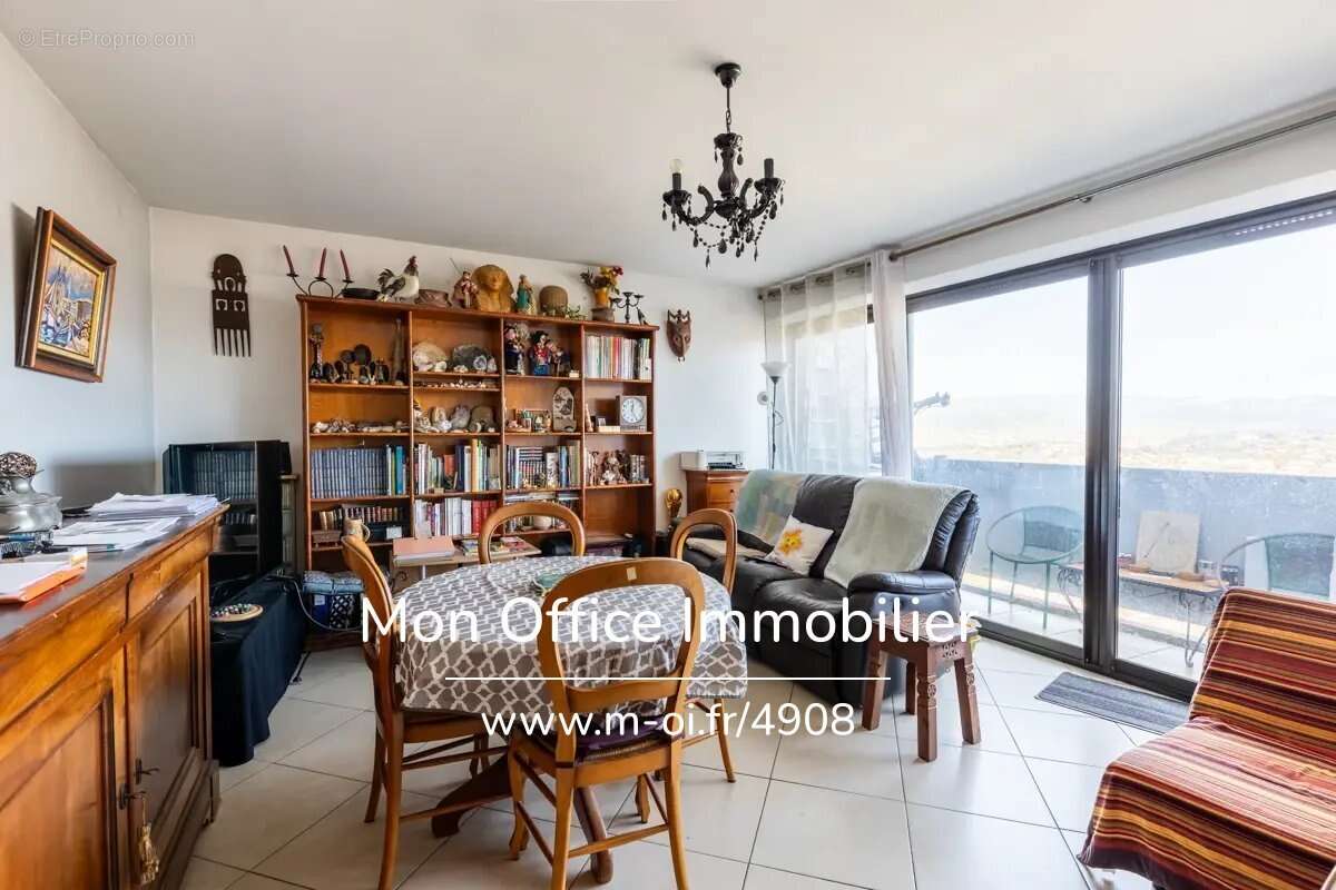 Appartement à MARSEILLE-13E