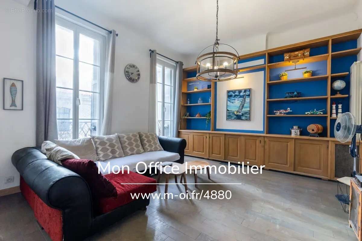 Appartement à MARSEILLE-2E