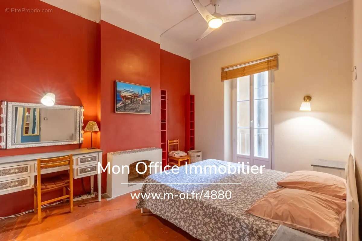 Appartement à MARSEILLE-2E