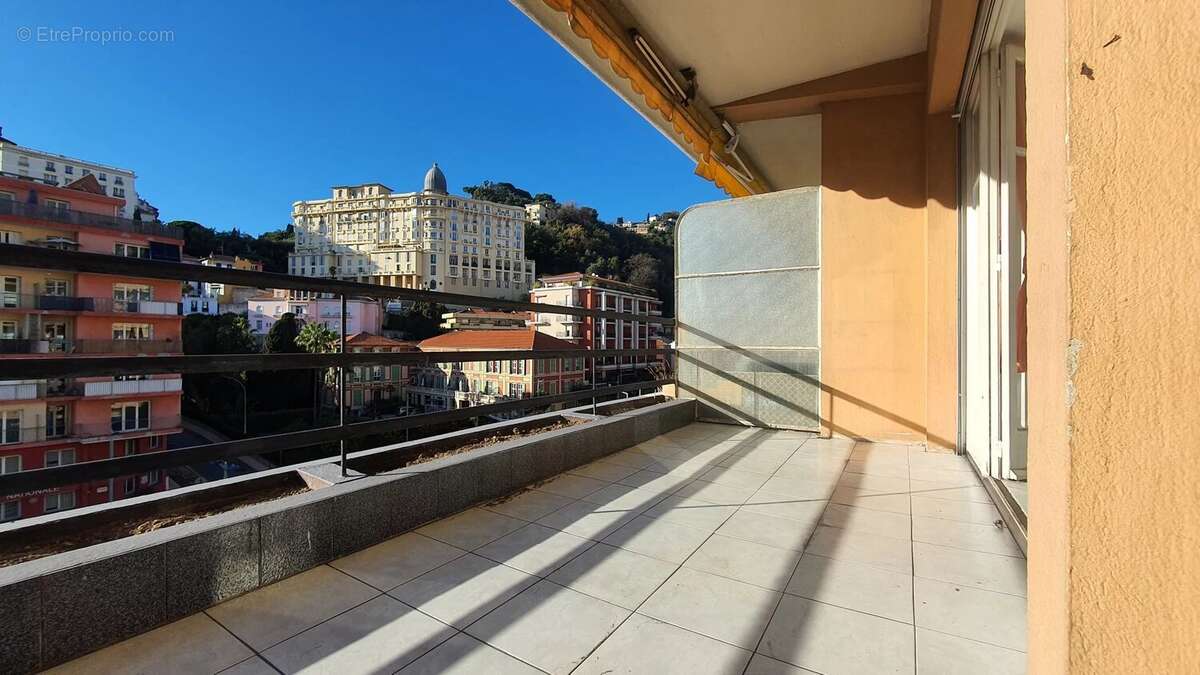 Appartement à MENTON