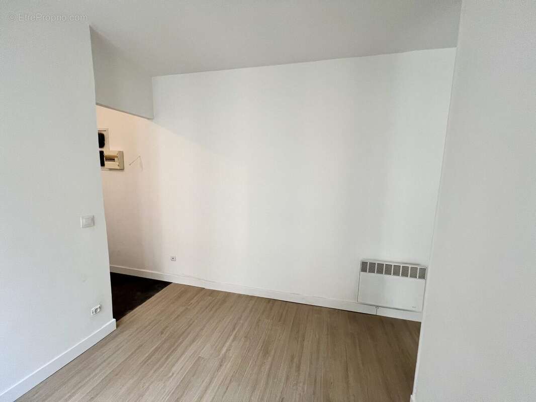 Appartement à PARIS-10E