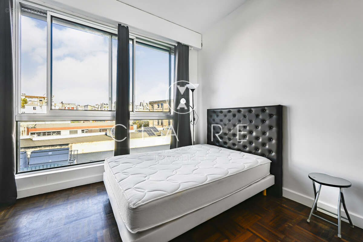 Appartement à PARIS-10E