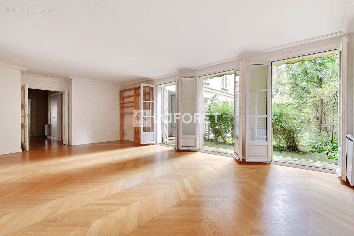 Appartement à PARIS-5E