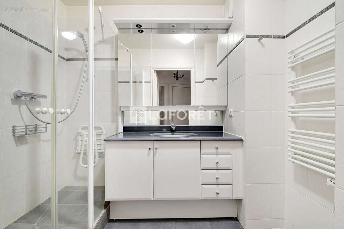 Appartement à PARIS-5E